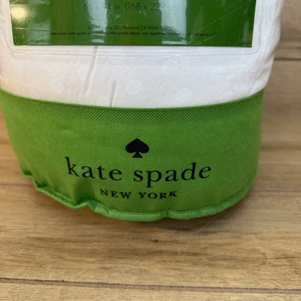 Kate Spade New York White Down Alternative Comforter Polka Dot TWIN XL NEW